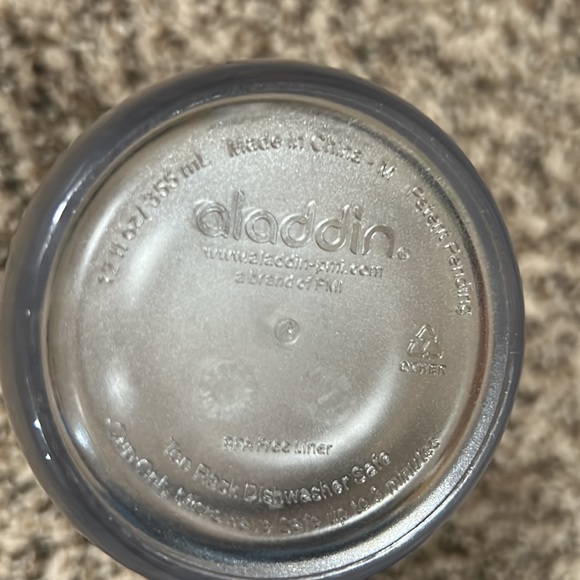 Aladdin travel tea mug - Picture 4 of 4